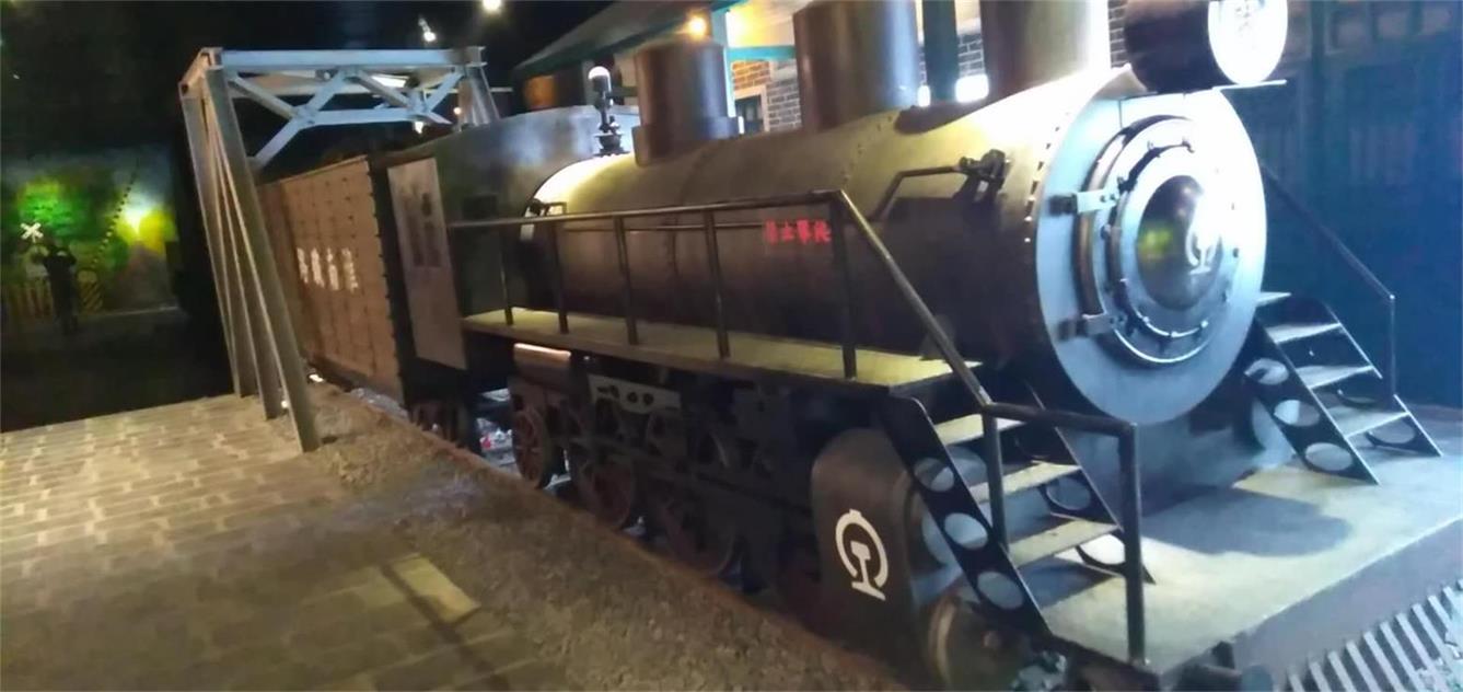 英吉沙县蒸汽火车模型